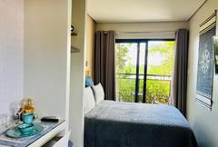 Suíte Térrea com Varanda e Cozinha