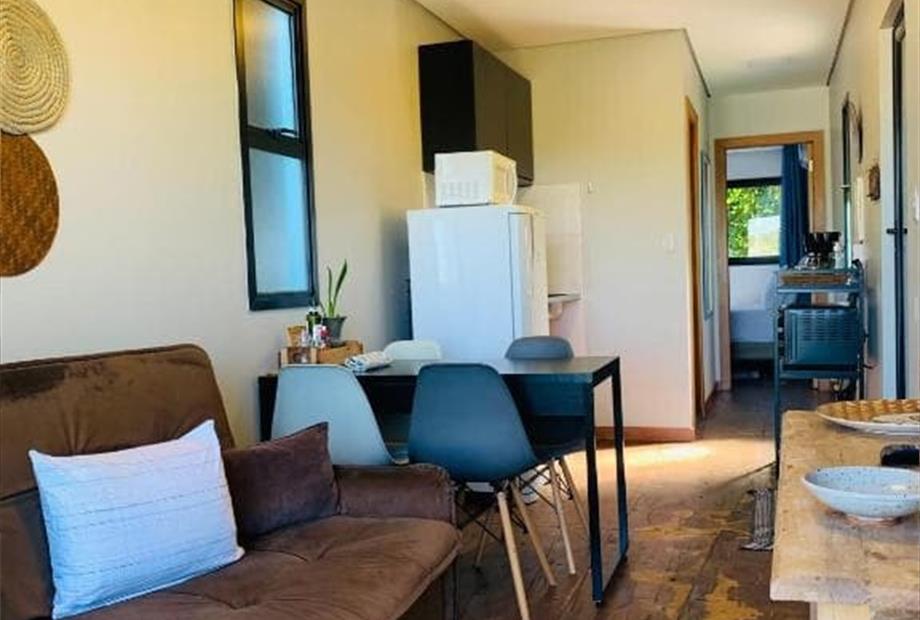 suíte 07 - apto com varanda e cozinha 02.jpg