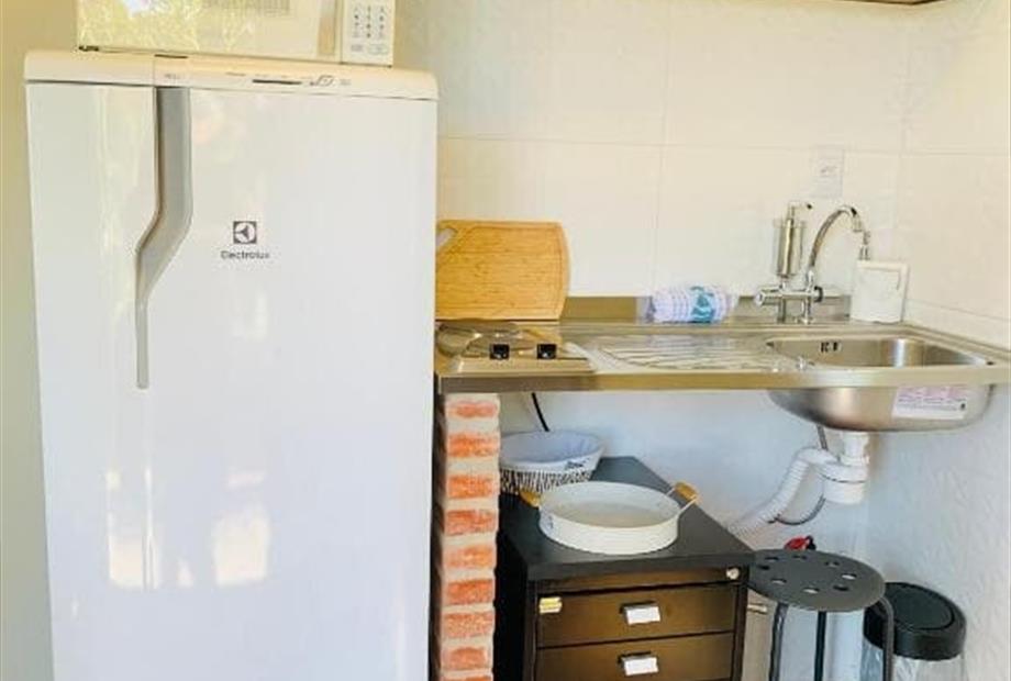 suíte 07 - apto com varanda e cozinha 08.jpg