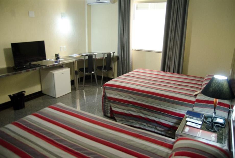 standard quadruplo 2.jpg