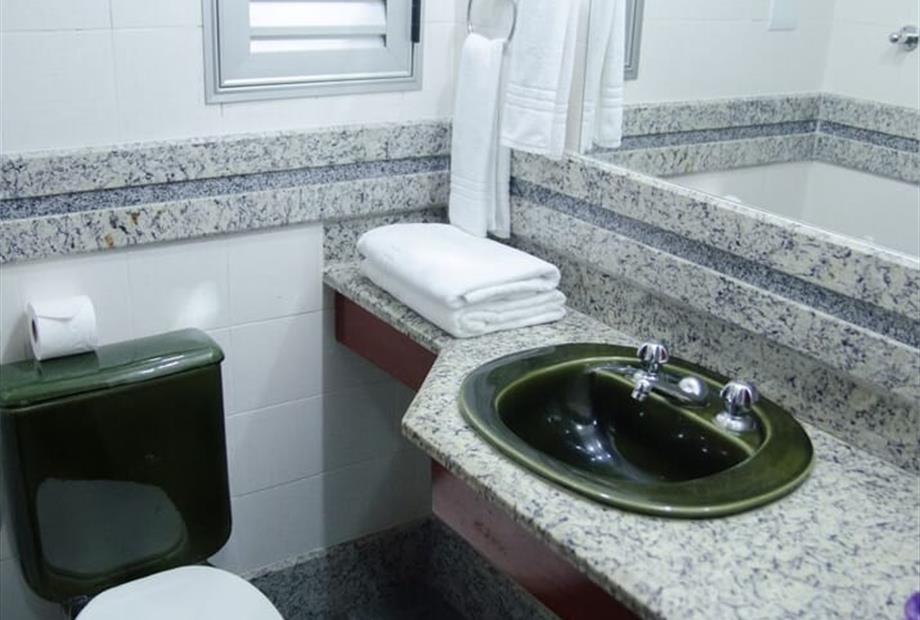 standard banheiro.jpg