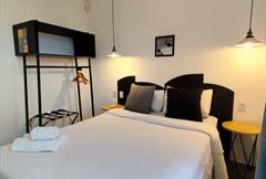 Compact com Banheiro Compartilhado