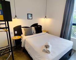 Compact com Banheiro Compartilhado