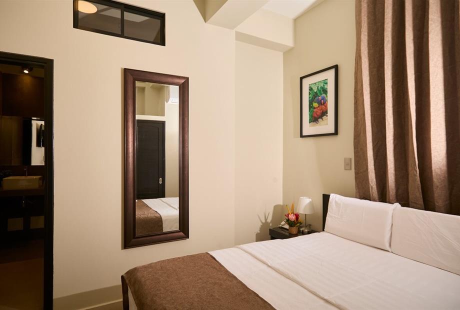 hab single standard.jpeg