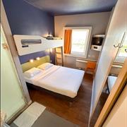 Apartamento de 1 Quarto com Cama de Casal e Cama de Solteiro