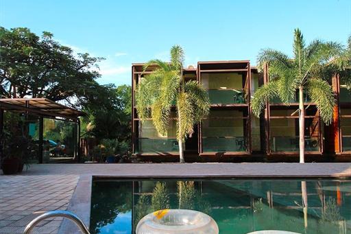 whatsapp image 2025-04-08 at 11.46.00.jpeg