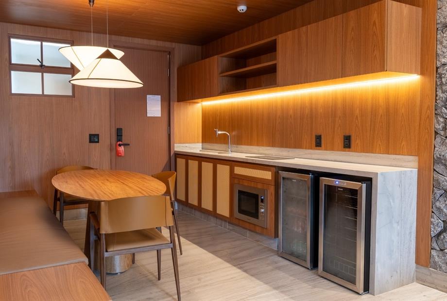 pyreneus residence-120_opt.jpg