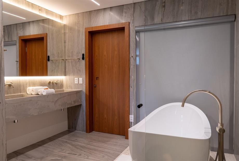 pyreneus residence-089_opt.jpg