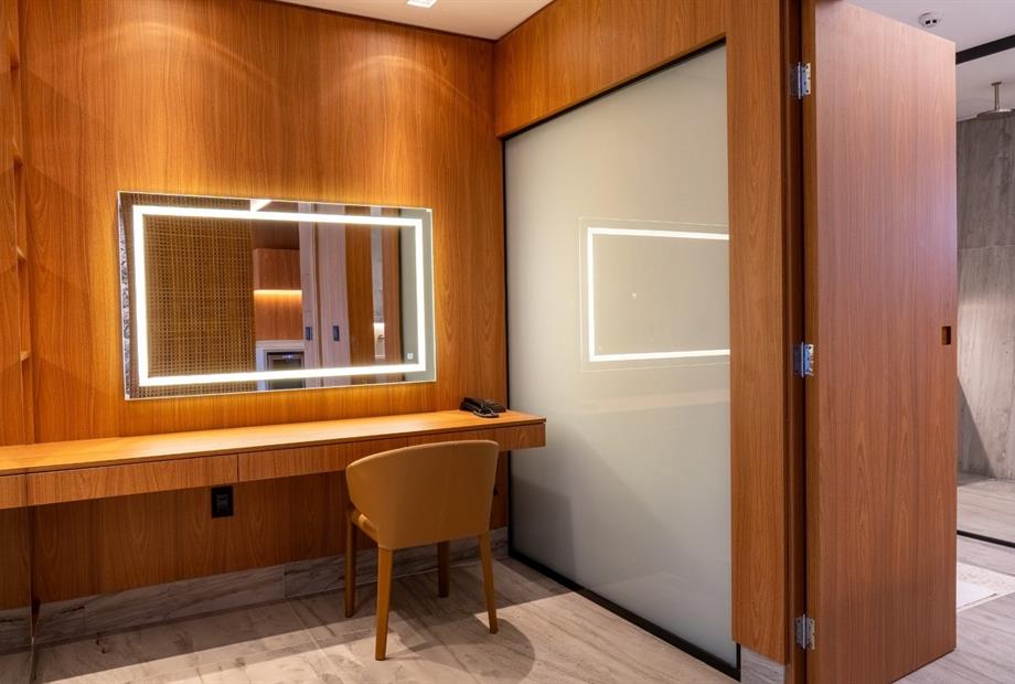 pyreneus residence-078_opt.jpg