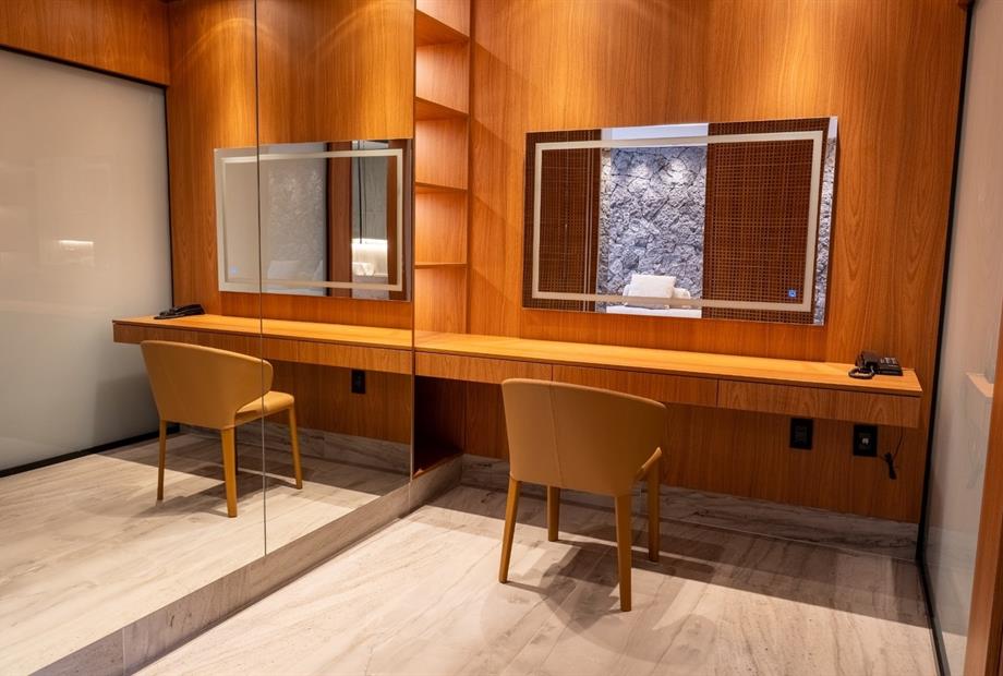 pyreneus residence-135_opt.jpg