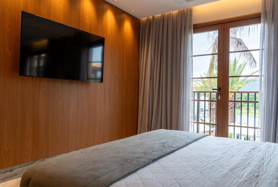 pyreneus residence-129_opt.jpg