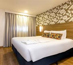 Hotel Intercity Curitiba 7 de Setembro