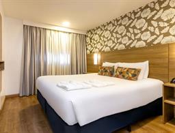 Hotel Intercity Curitiba 7 de Setembro