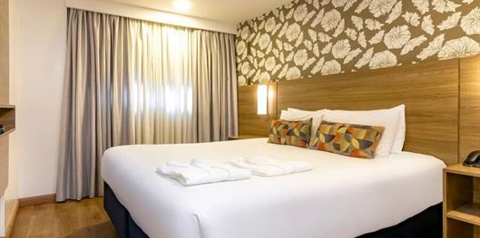 Hotel Intercity Curitiba 7 de Setembro