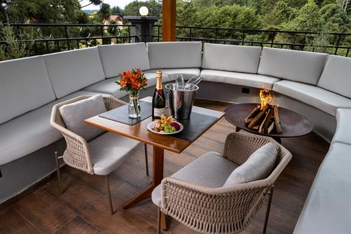 hotel champet 04-25-86.jpg