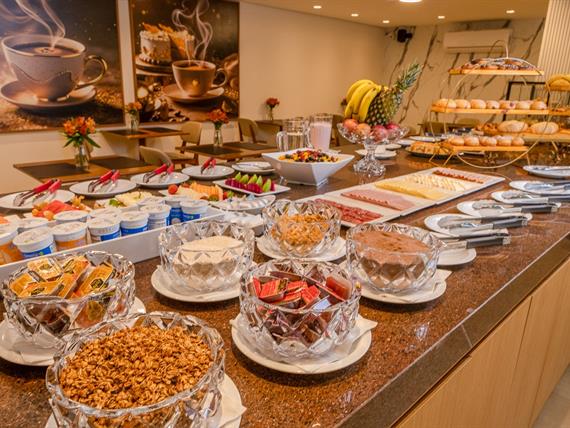 hotel champet 04-25-32.jpg