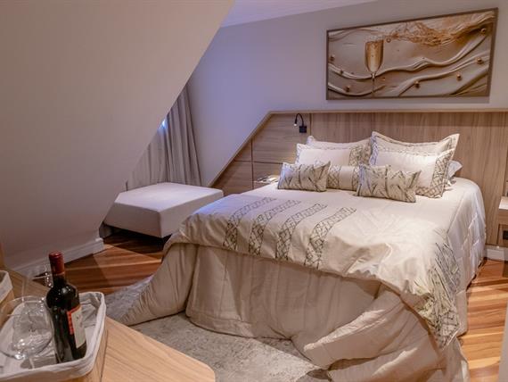 hotel champet 04-25-128.jpg