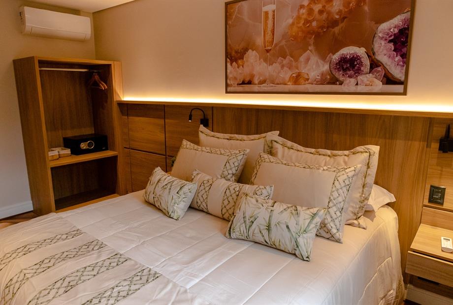 hotel champet 04-25-119.jpg