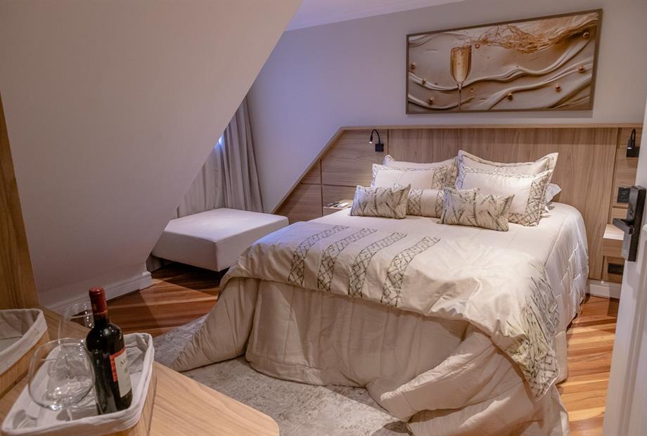 hotel champet 04-25-128.jpg