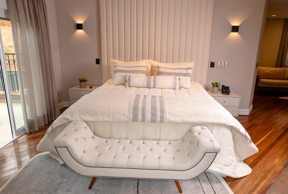 hotel champet 04-25-114.jpg