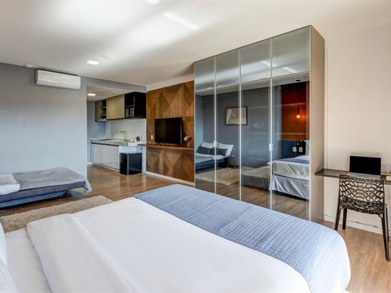 gp cj - 1100_1_2_3_4.jpg