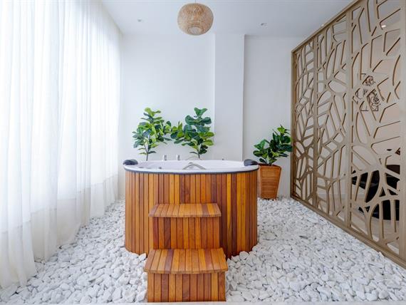 gp cj - 4375_6_7_8_9 (1).jpg