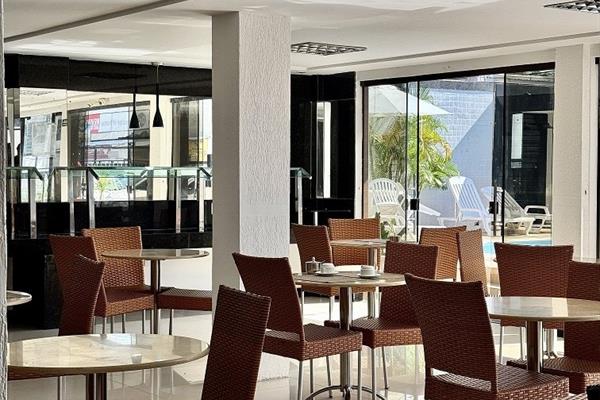 Foto 6 de Las Brisas Beach Hotel – GRUPO GR
