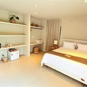 Suite Luxo Duplo Com Banheira - Vista Jardim