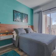 Deluxe com Vista Piscina Terreo