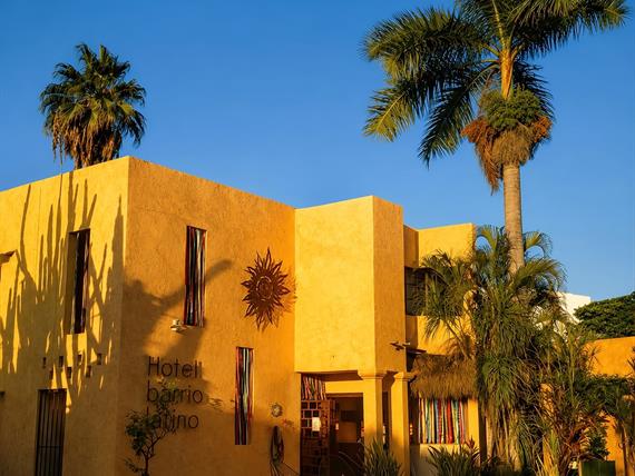 barrio fachada.jpg