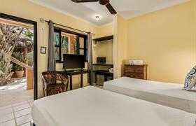 Double Single of Hotel Barrio Latino by Kavia 