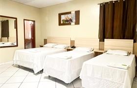 Quarto Quádruplo do Hotel Campos