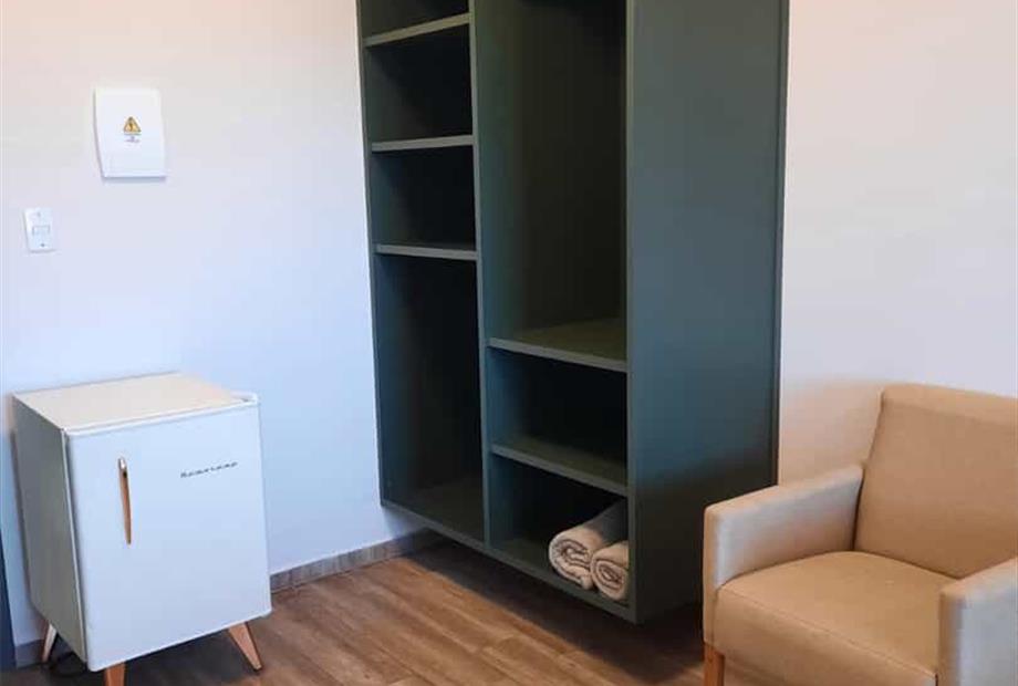 armário e frigobar.jpg