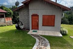 Bangalô Luxo com Banheira de Hidromassagem