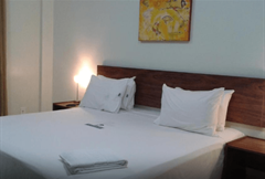 Quarto Duplo Superior com Banheira de Hidromassagem