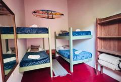 Quarto Quádruplo com Banheiro Privativo Externo