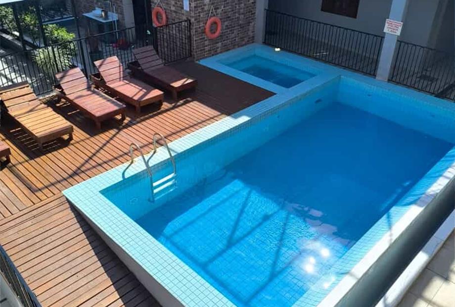 piscina 2.jpg