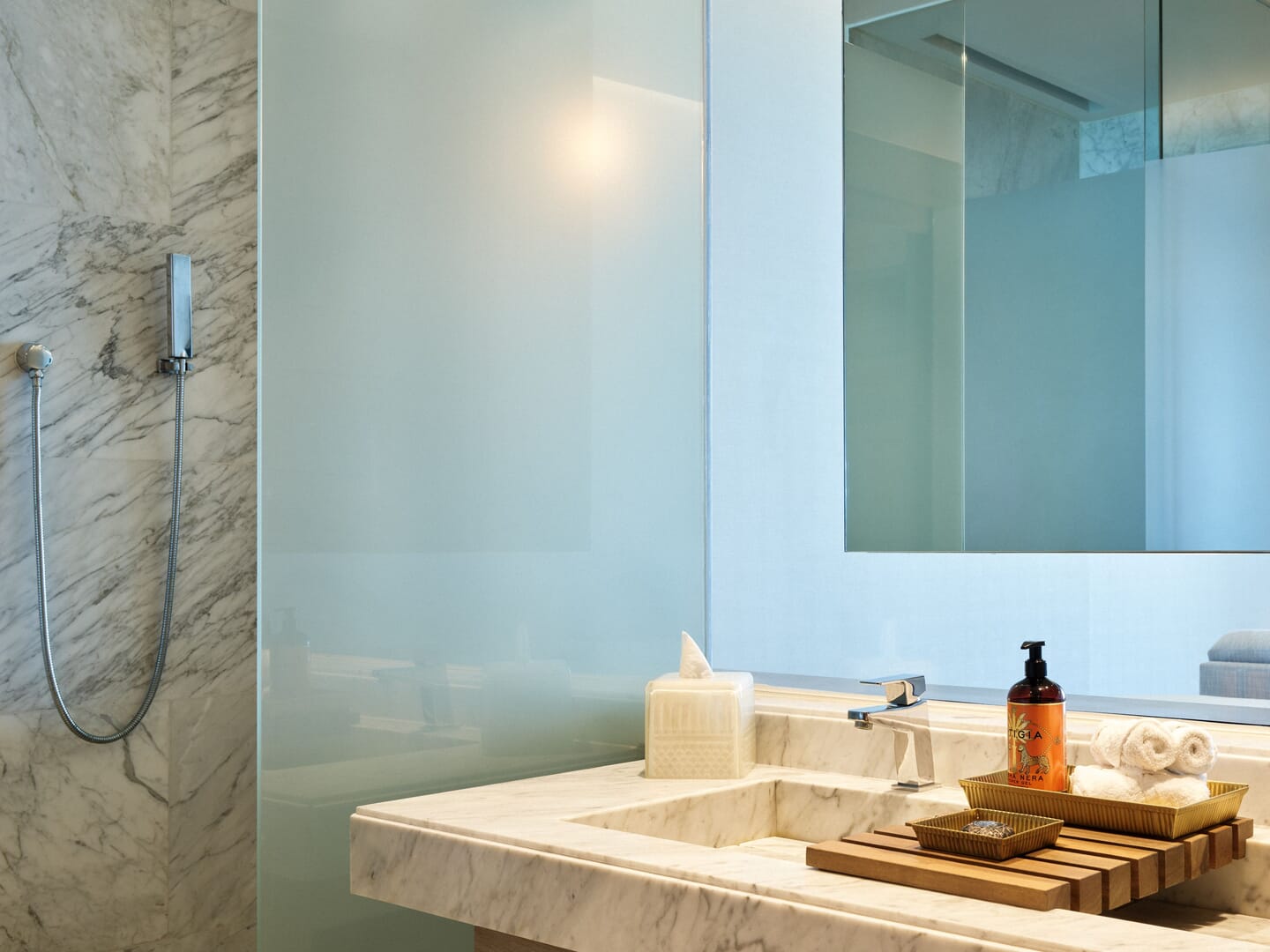 Delight Ocean View 2 Queen - 15_delightking_bathroom sink with shower.jpg