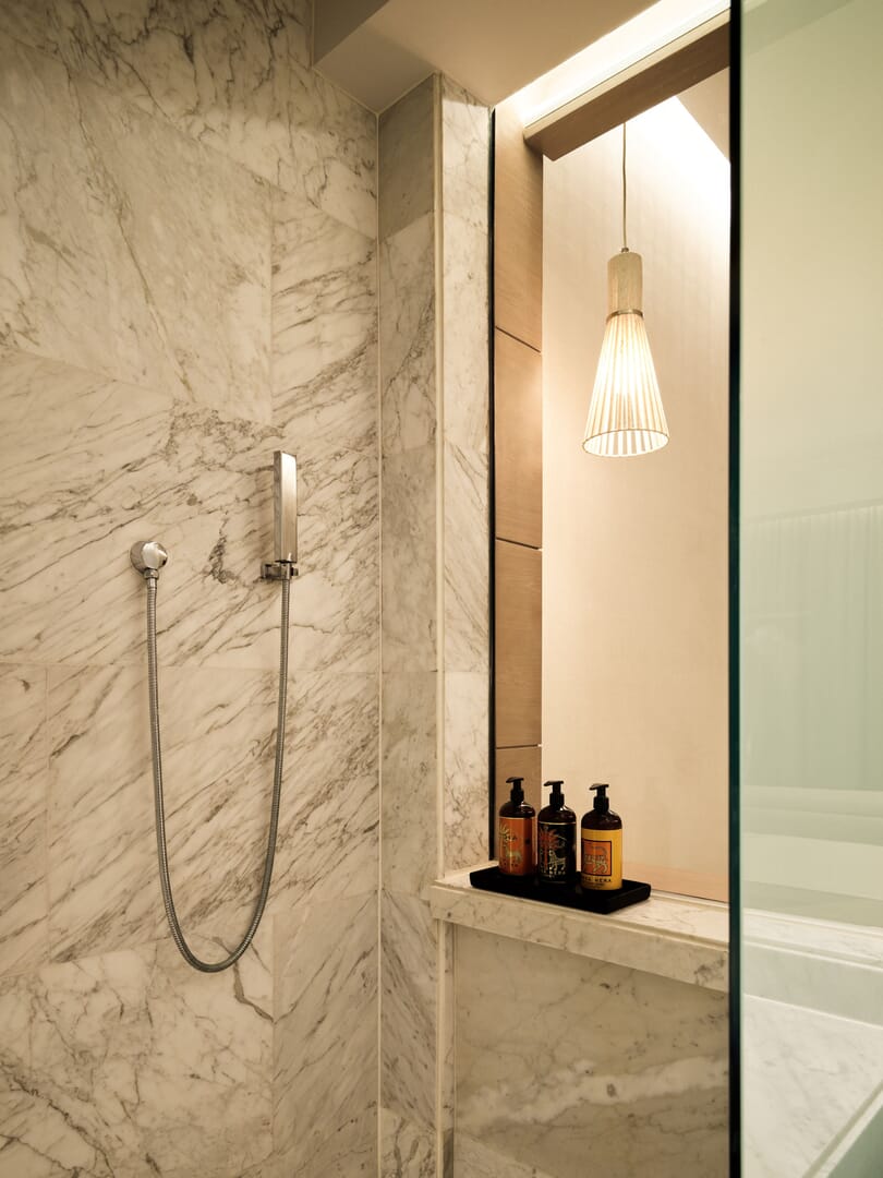Sls Elite 2 Queen - 17_delightking_bathroom shower.jpg