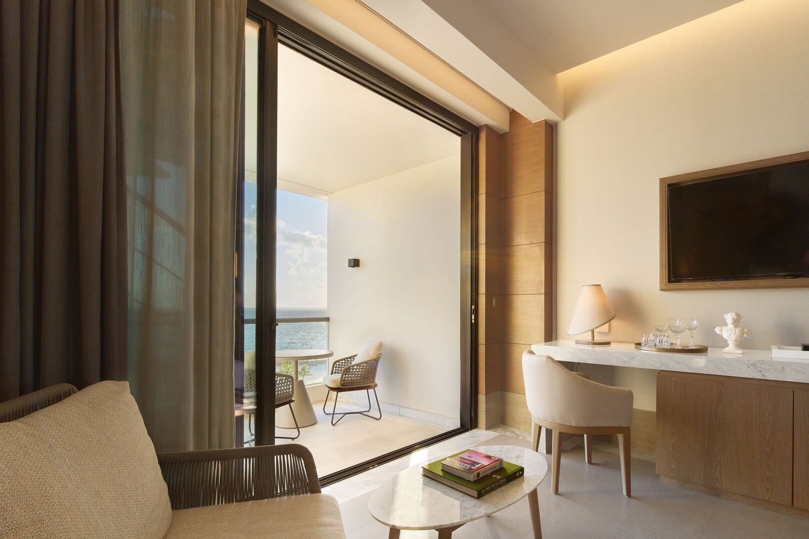 Sls Elite Ocean View Rooftop King - elite_oceanview_rooftop_king.jpg