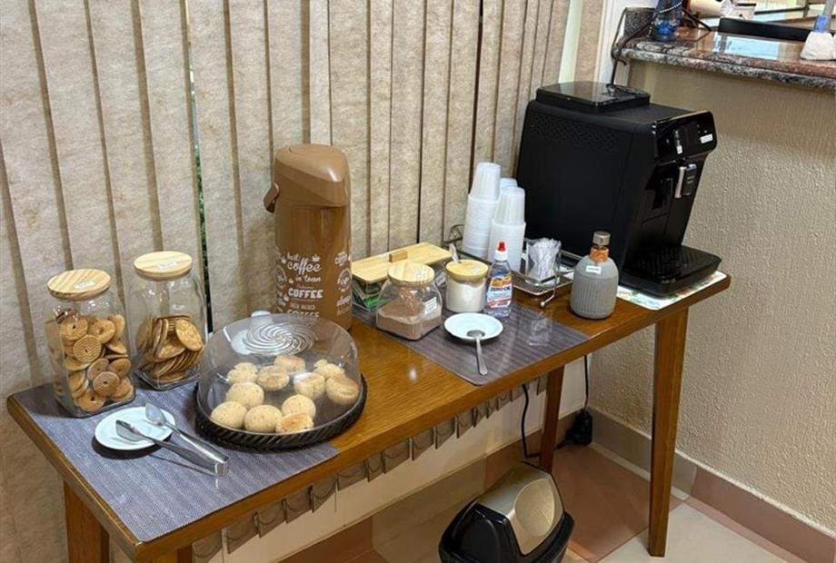 mesa de cafe 2025.jpg