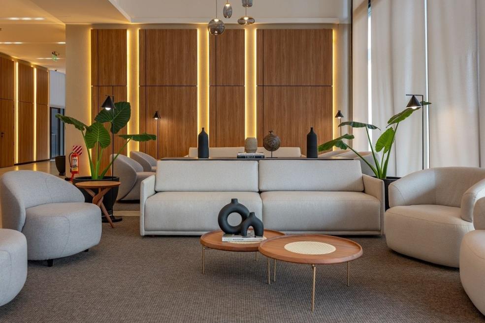 rhasu_lobby (1).jpg