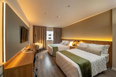 h. rhasu_selec doble twin 4.jpg