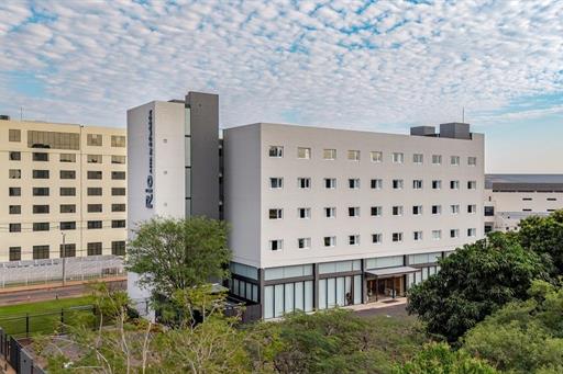 c. rhasu_fachada trasera.jpg