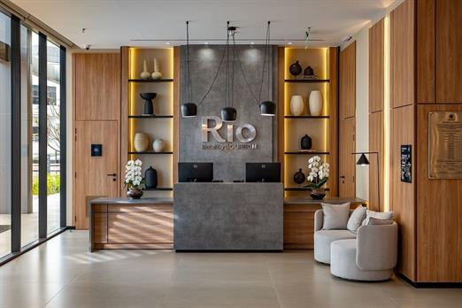 c. rhasu fachada.jpg