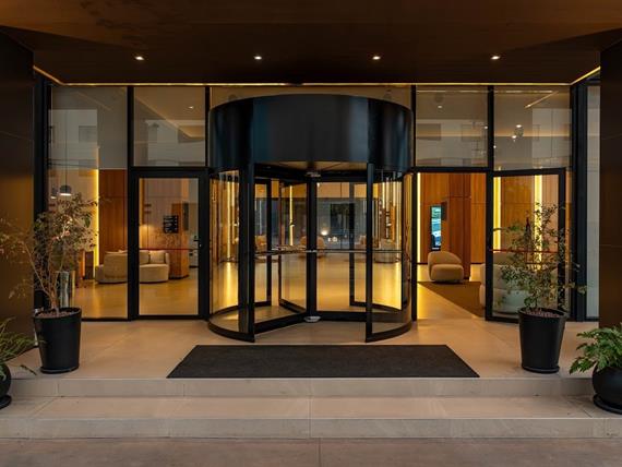 c. rhasu_puertas.jpg