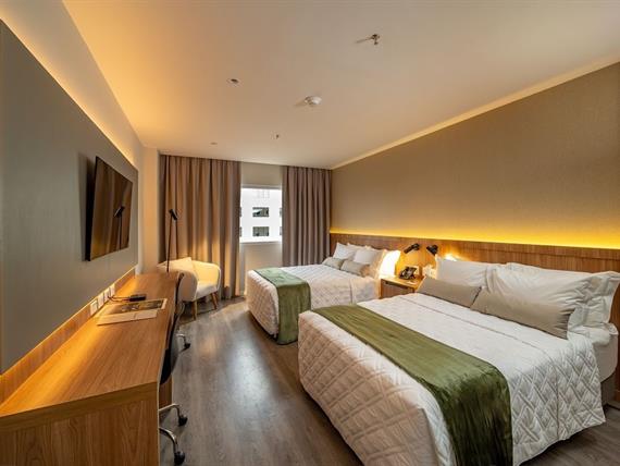 h. rhasu_selec doble twin 4.jpg