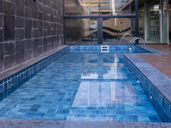 hanna amisterdam-439_6_11zon.jpg