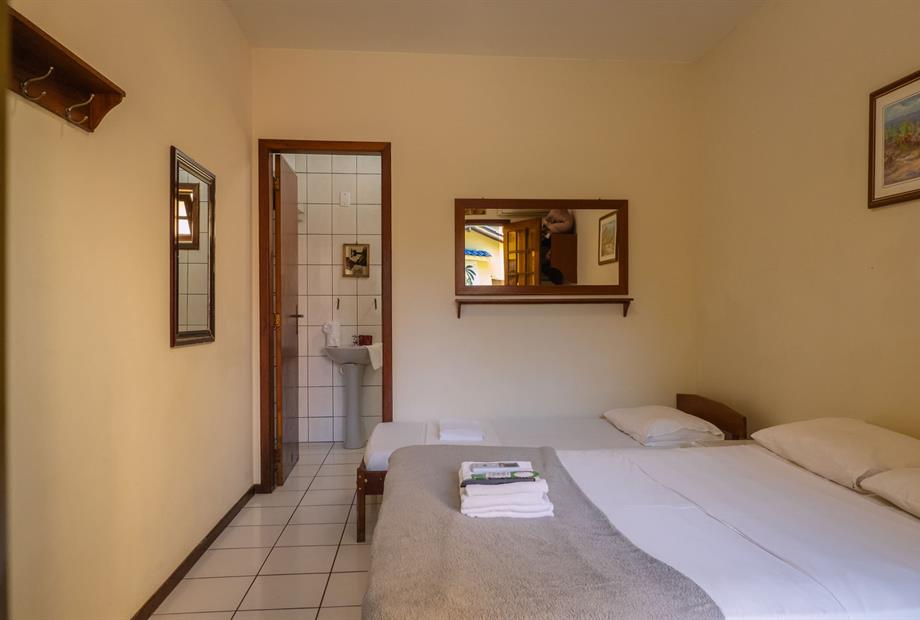 hanna amisterdam-379.jpg