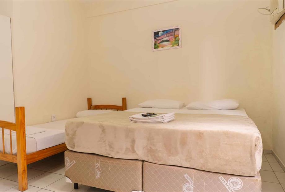 hanna amisterdam-125_5_11zon.jpg